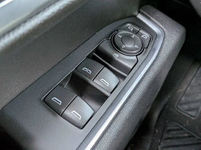Used 2026 White Chevrolet LT image 21
