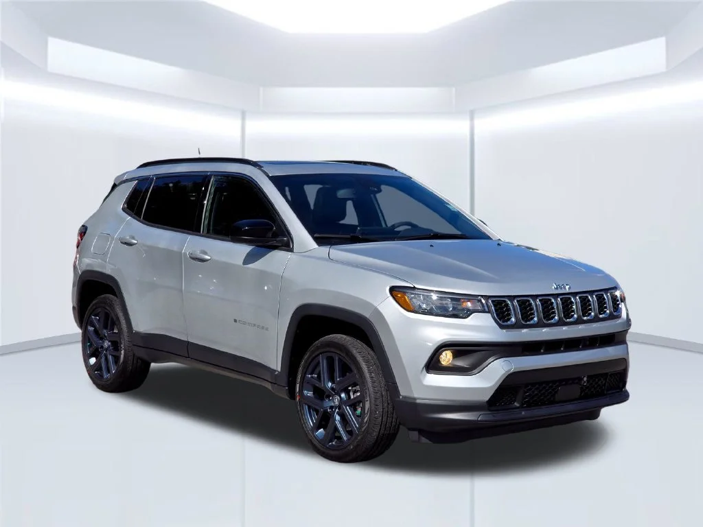 New 2026 Silver Jeep Latitude image 15
