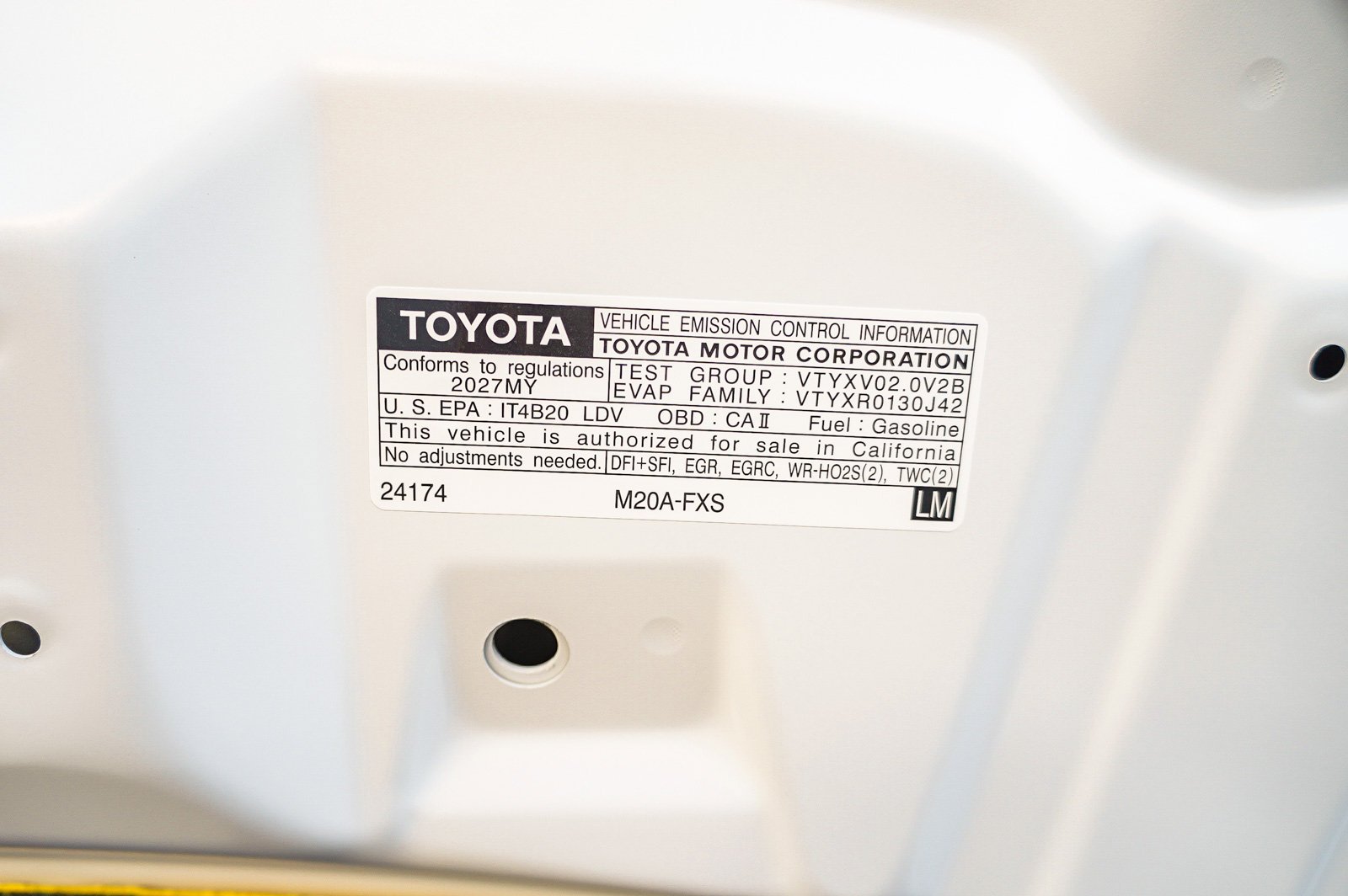 New 2027 Wind Chill Pearl <sup>1</sup> Toyota  Limited image 30