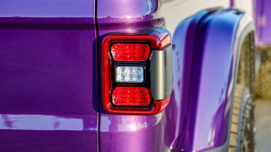 New 2026 Reign Jeep Rubicon X image 10