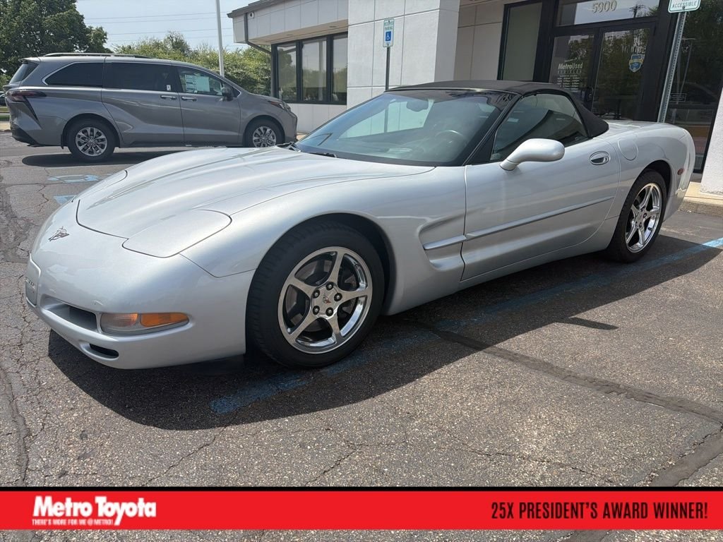 2003 Chevrolet Corvette Convertible's photo