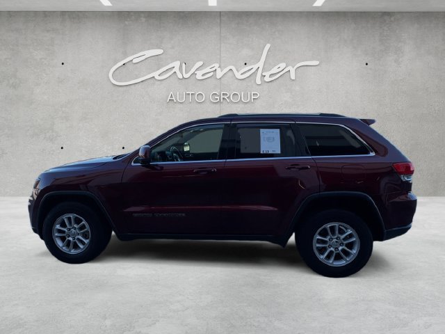 Used 2018 Red Jeep Laredo E image 13