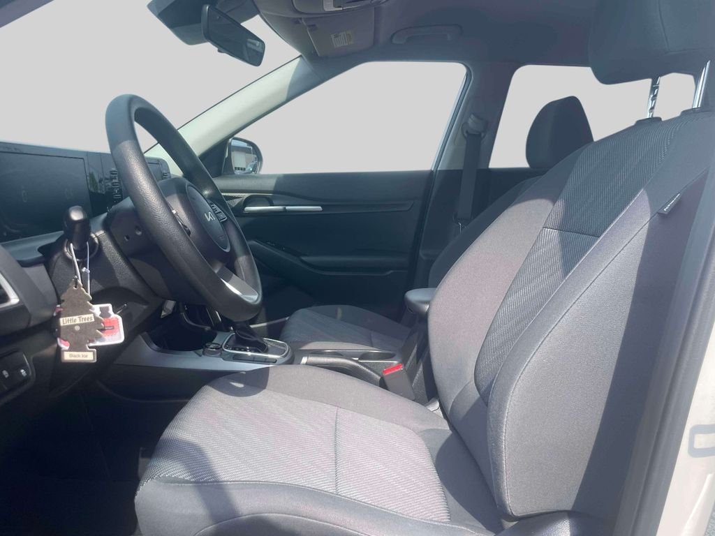 Used 2024 White Kia LX image 14