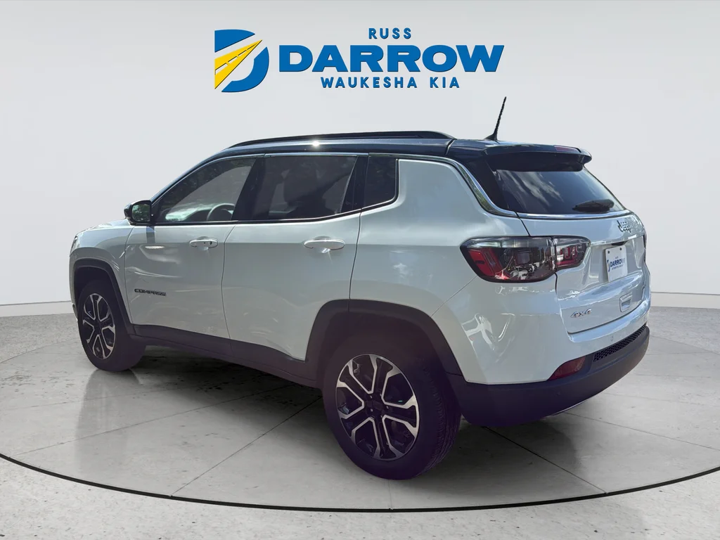 Used 2023 White Jeep Limited image 3