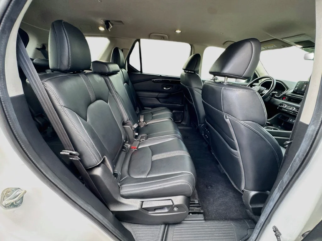 Used 2024  Honda EX-L image 28