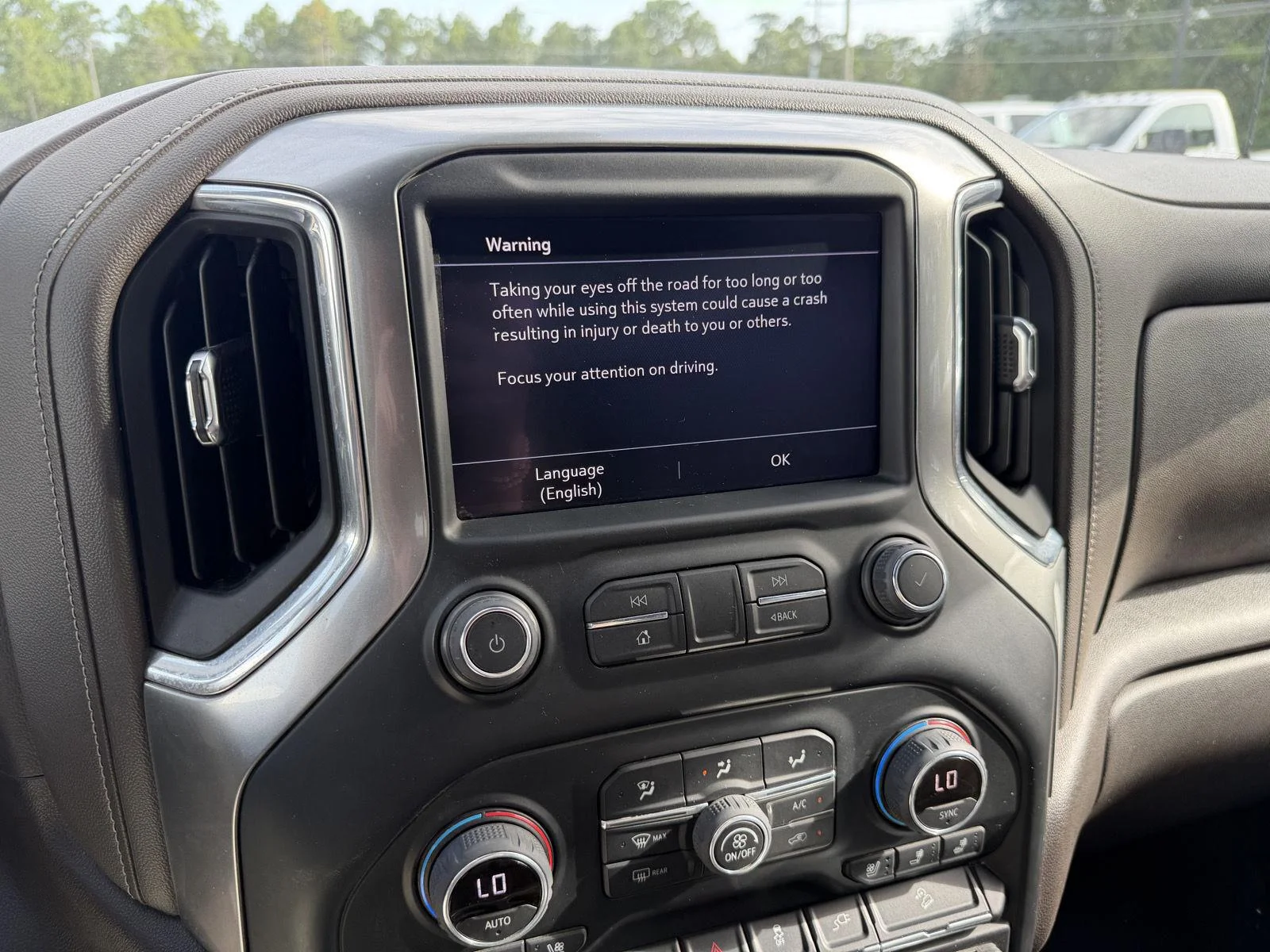 Used 2022 Summit White Chevrolet LTZ image 11