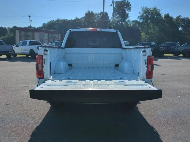 Used 2023 White Ford XLT image 31