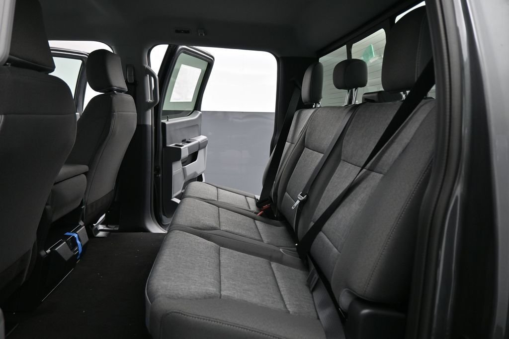 New 2026 Carbonized Gray Metallic Ford XL image 15