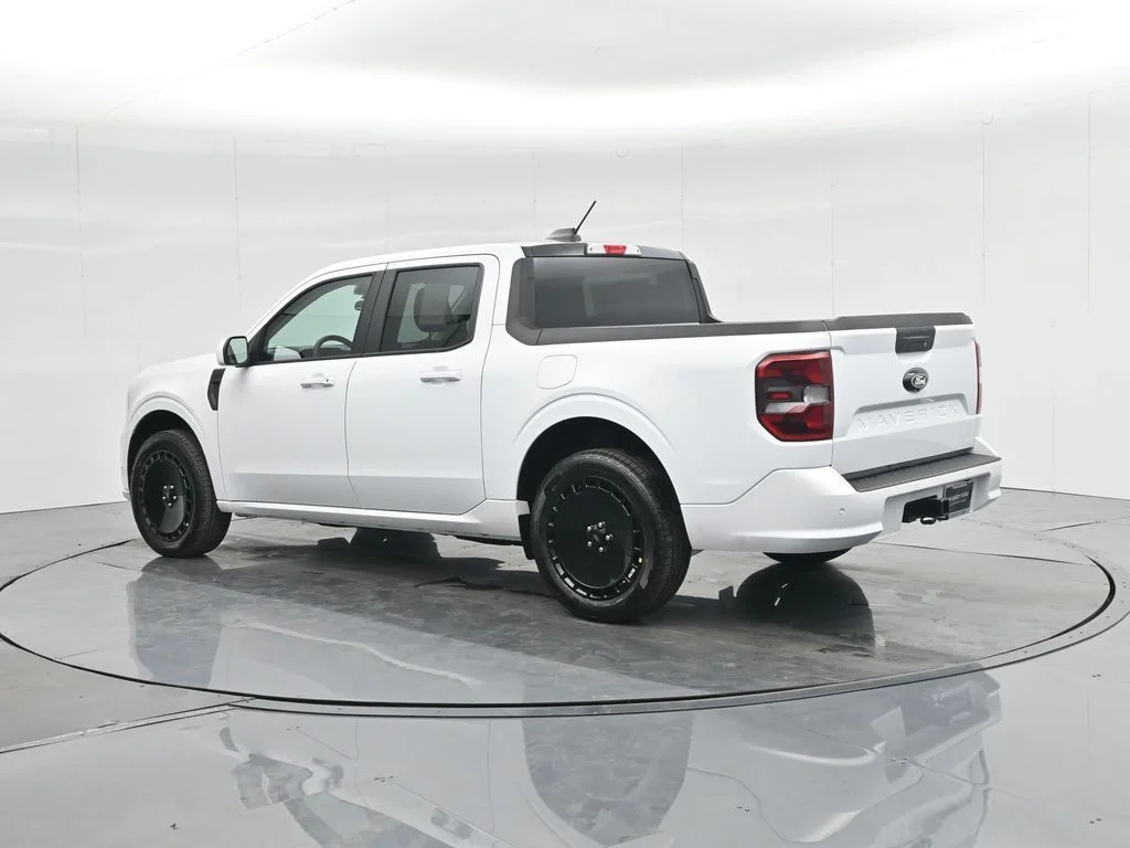 New 2025 White Ford Lobo Standard image 33