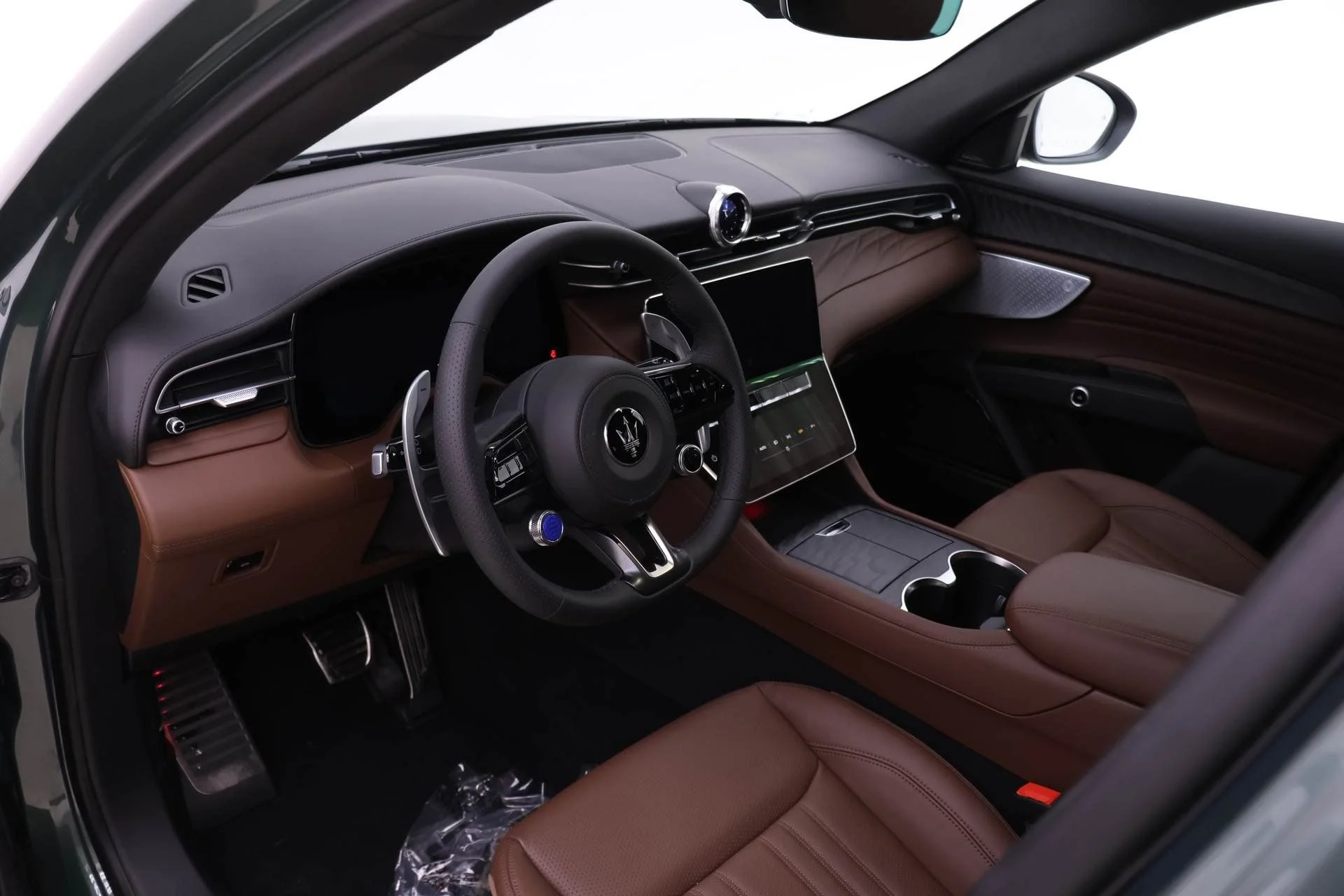 New 2026 Green Maserati Modena image 6