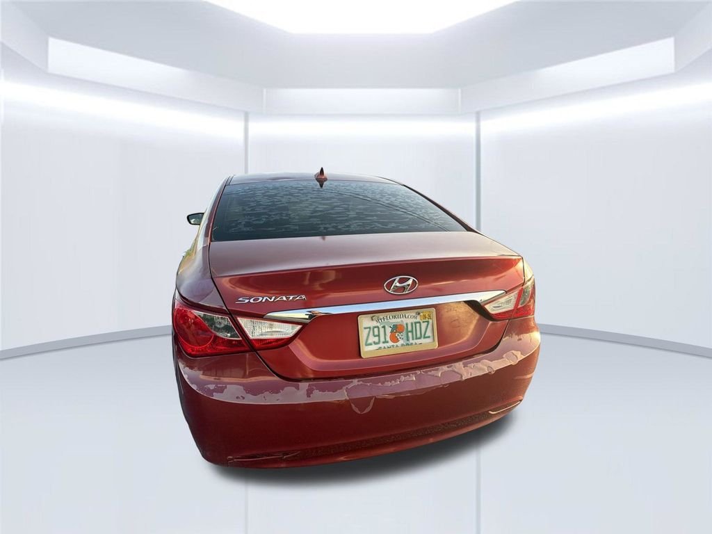 Used 2011 Red Hyundai Limited image 27