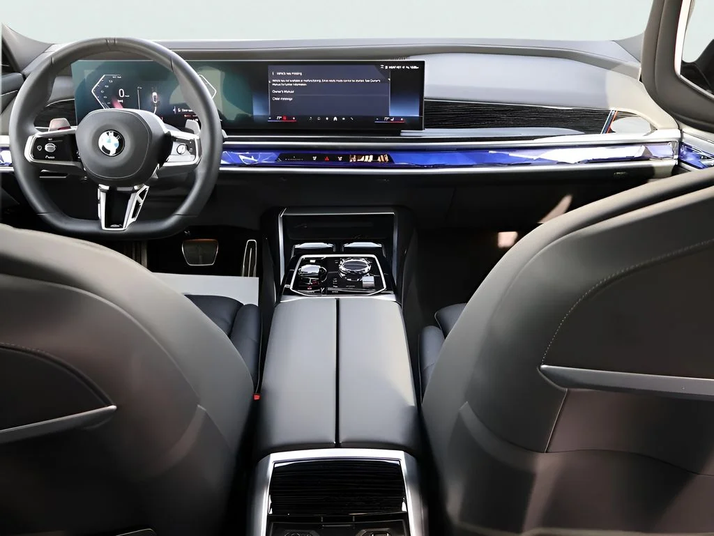 Used 2025 White BMW 740i xDrive image 15