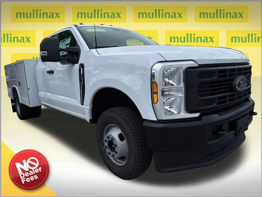 2025 Ford F-350 Super Duty Chassis Cab