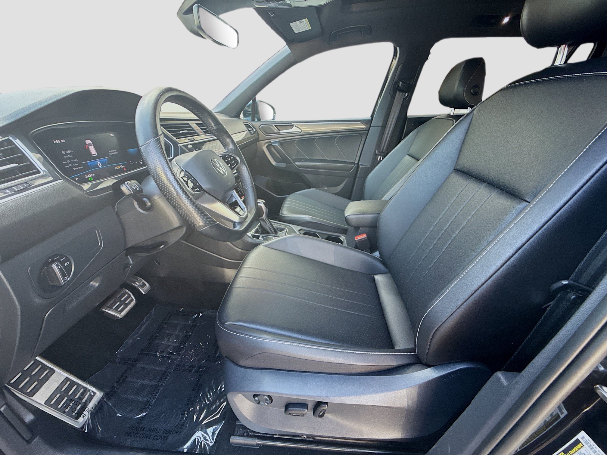 Certified Used 2022  Volkswagen SE R-Line Black image 18