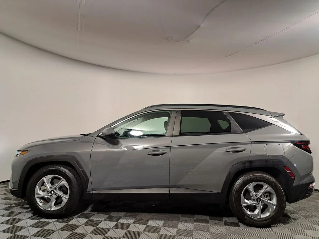 Used 2024 Gray Hyundai SEL image 8