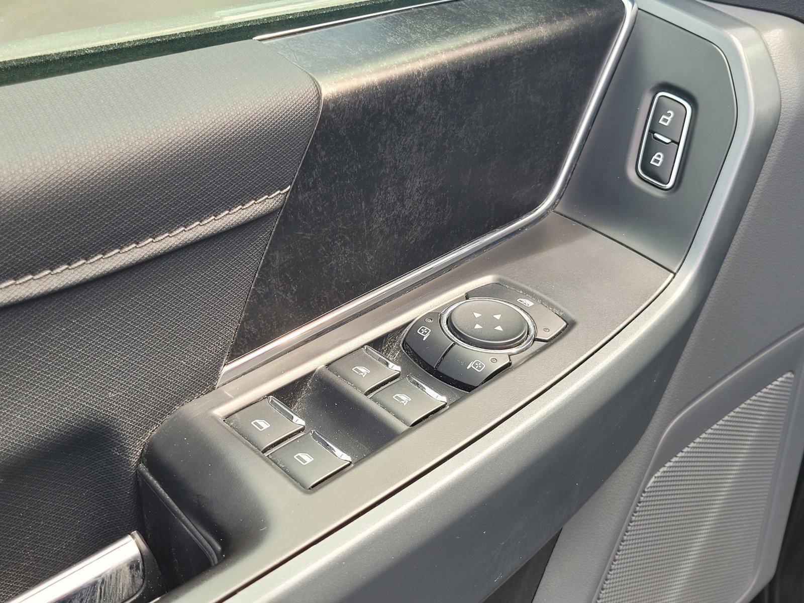 Certified Used 2023 Gray Ford  image 18