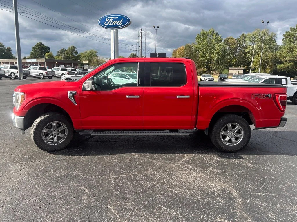 Used 2021 Race Red Ford XLT image 4