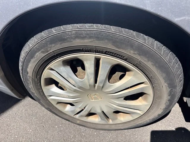 Used 2011 Gray Honda LX image 14