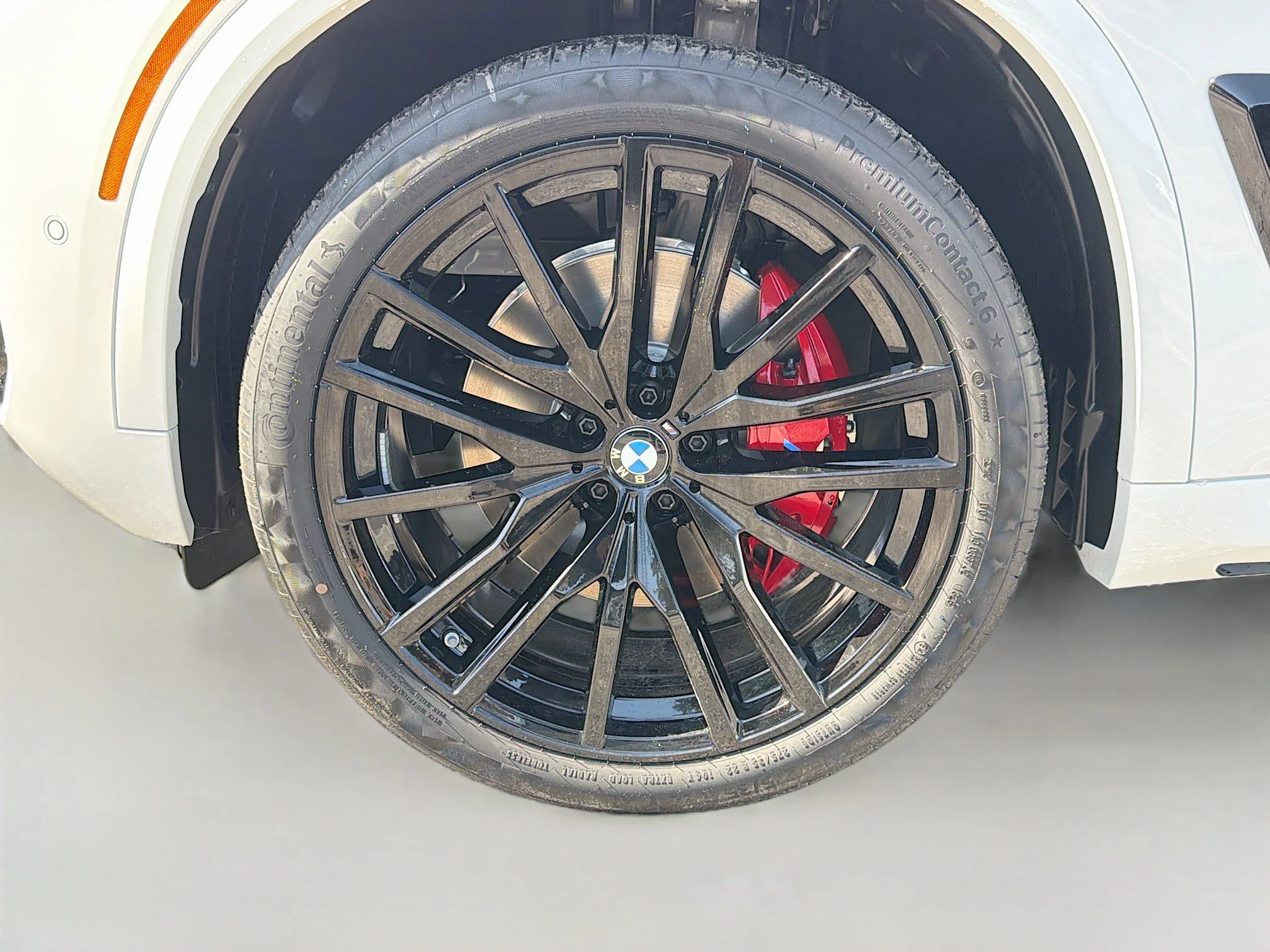 New 2026 Alpine White BMW xDrive40i image 41