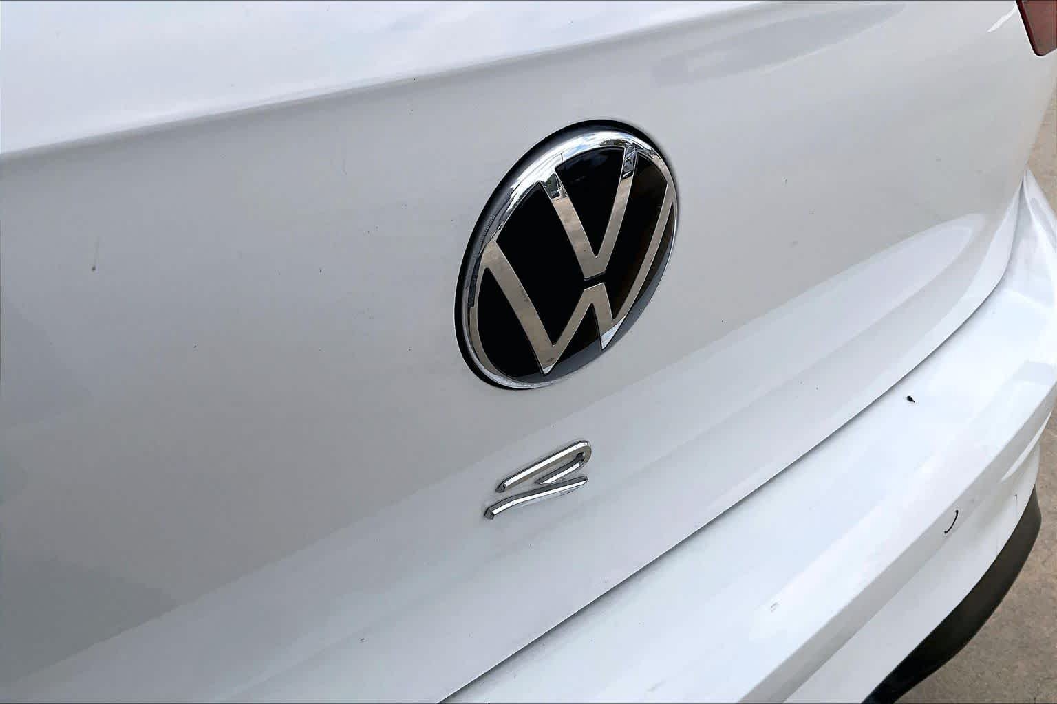 Used 2024 Pure White Volkswagen  image 30