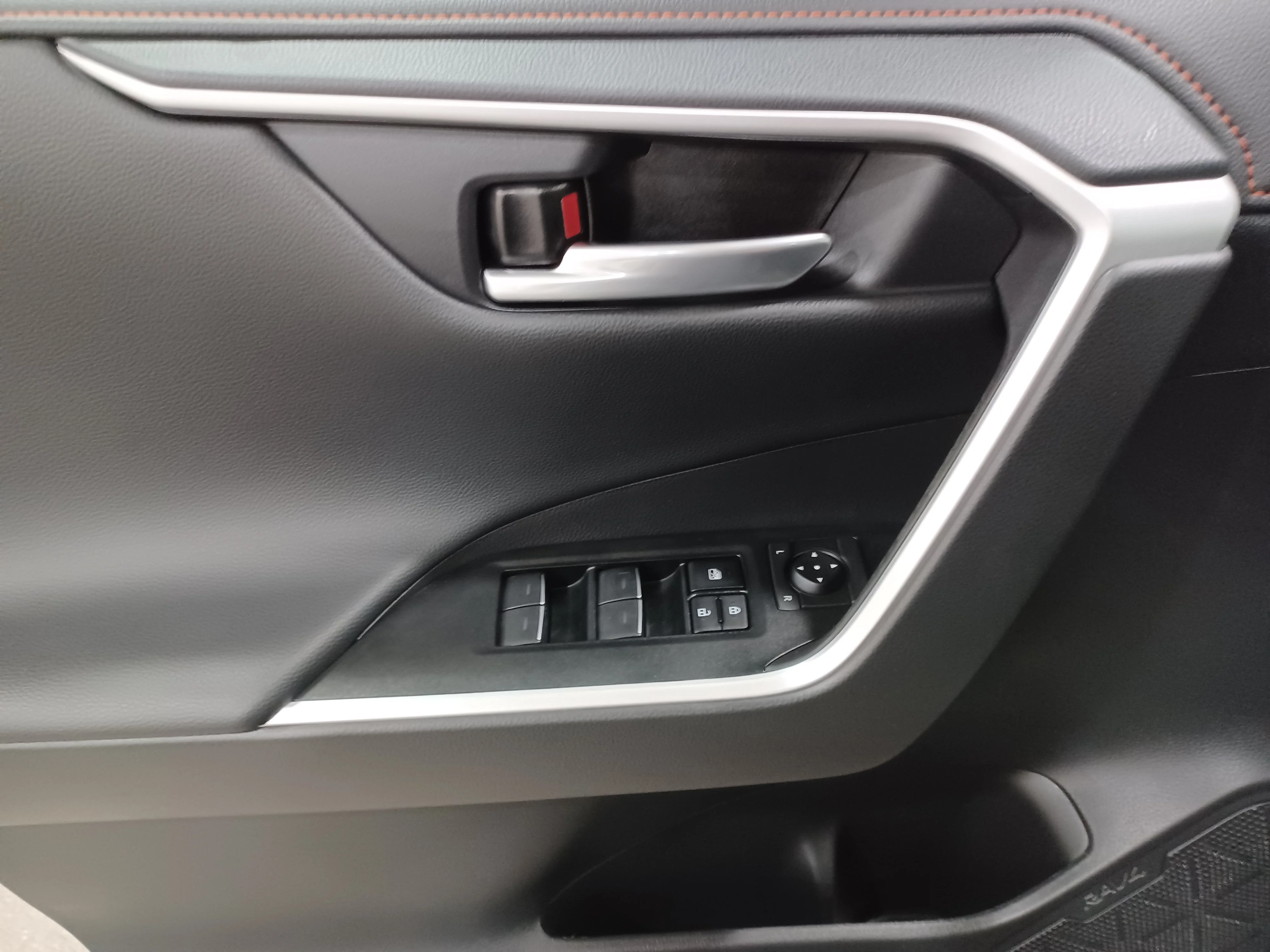Certified Used 2025 Midnight Black Metallic Toyota Trail AWD*Adaptive Cruise | Htd Leather | Sunroof | Htd Wheel | Lane Keep Assist | Blind Spot Detect image 9