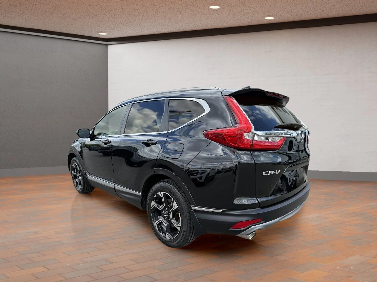 Used 2019 Black Honda Touring Awd Cvt image 3