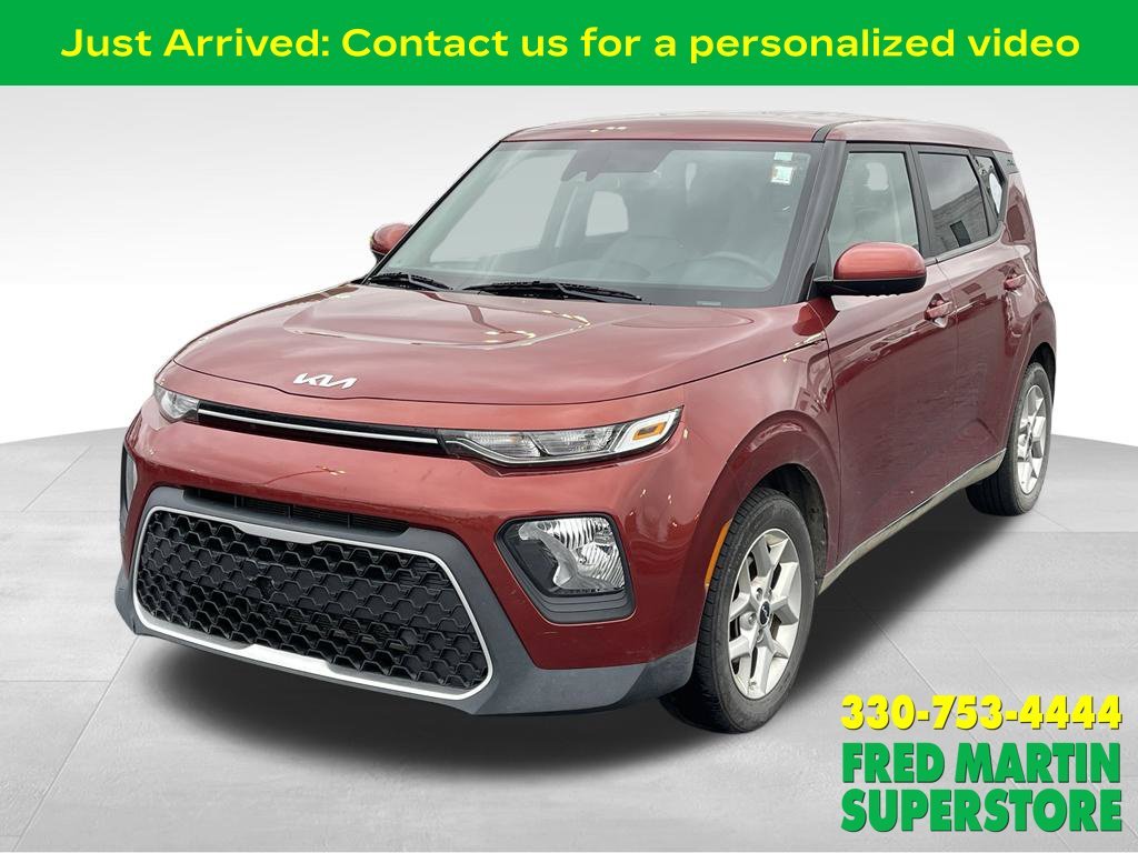 Used 2022 Mars Orange Kia LX image 1