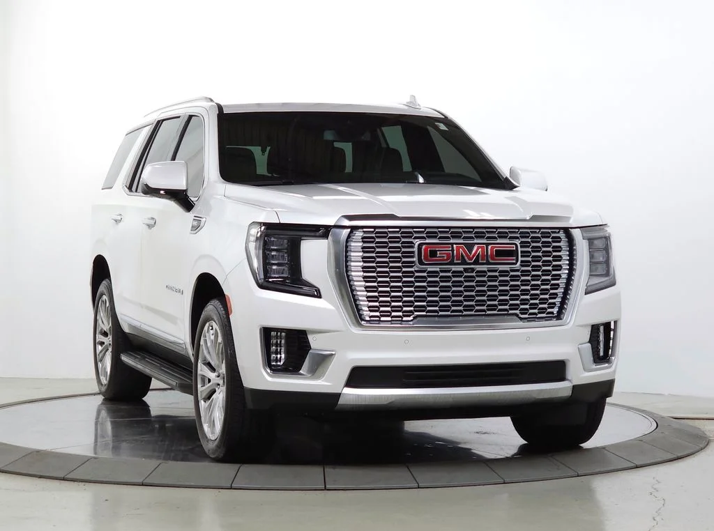 Used 2024 White GMC Denali image 12