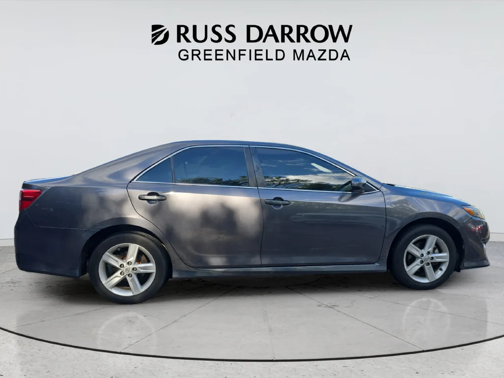 Used 2014 Gray Toyota SE image 6
