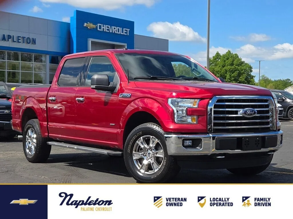Used 2016 Red Ford XLT image 1