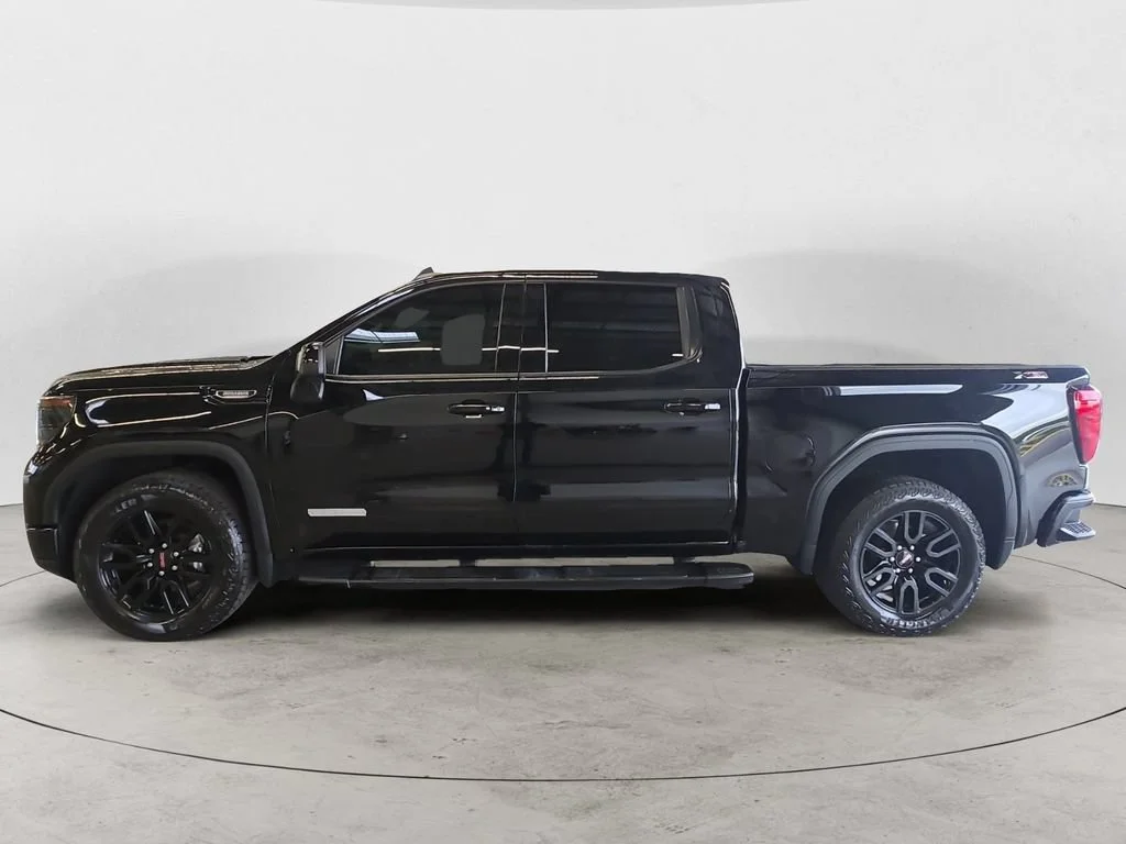 Certified Used 2022 ONYX BLACK GMC Elevation image 8
