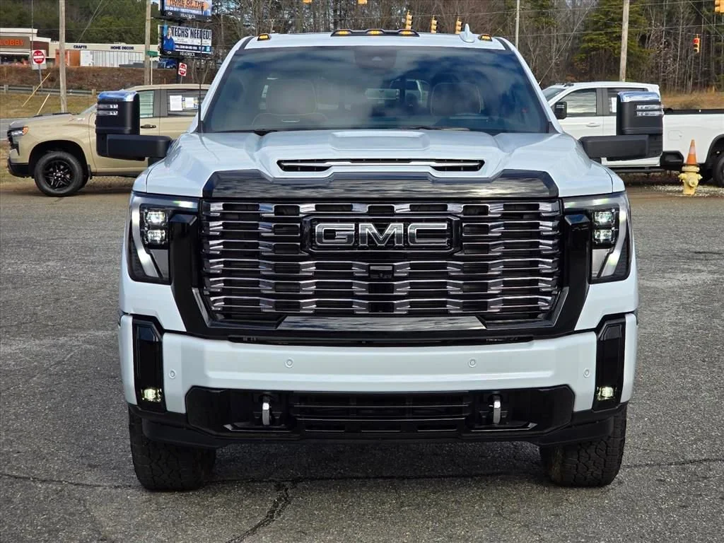 New 2026 Glacier White Tricoat GMC Denali Ultimate image 17