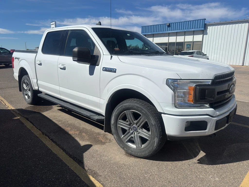 Used 2019 Oxford White Ford XLT image 2