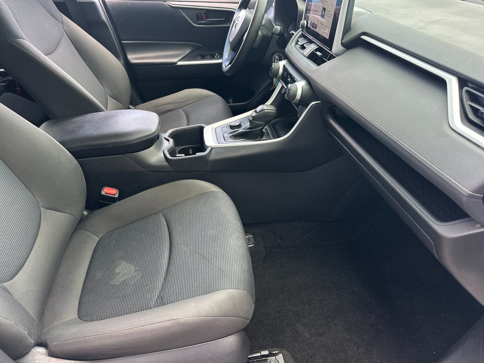 Used 2023 Ice Toyota LE image 15