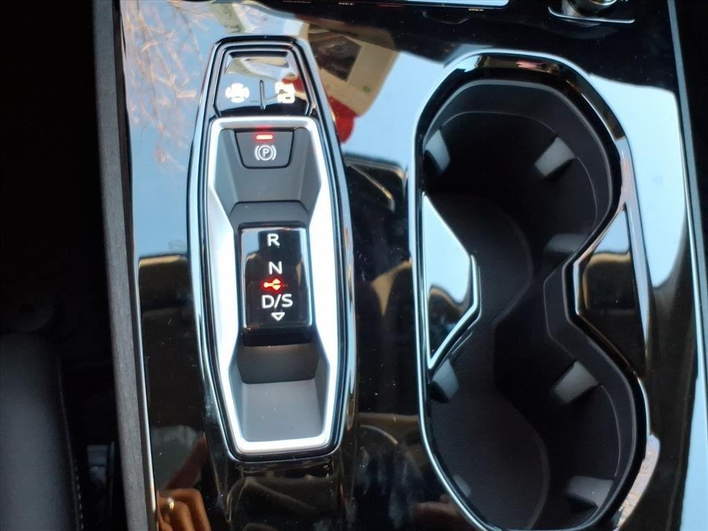 Used 2025 Glacier White Metallic Audi Premium Plus image 18