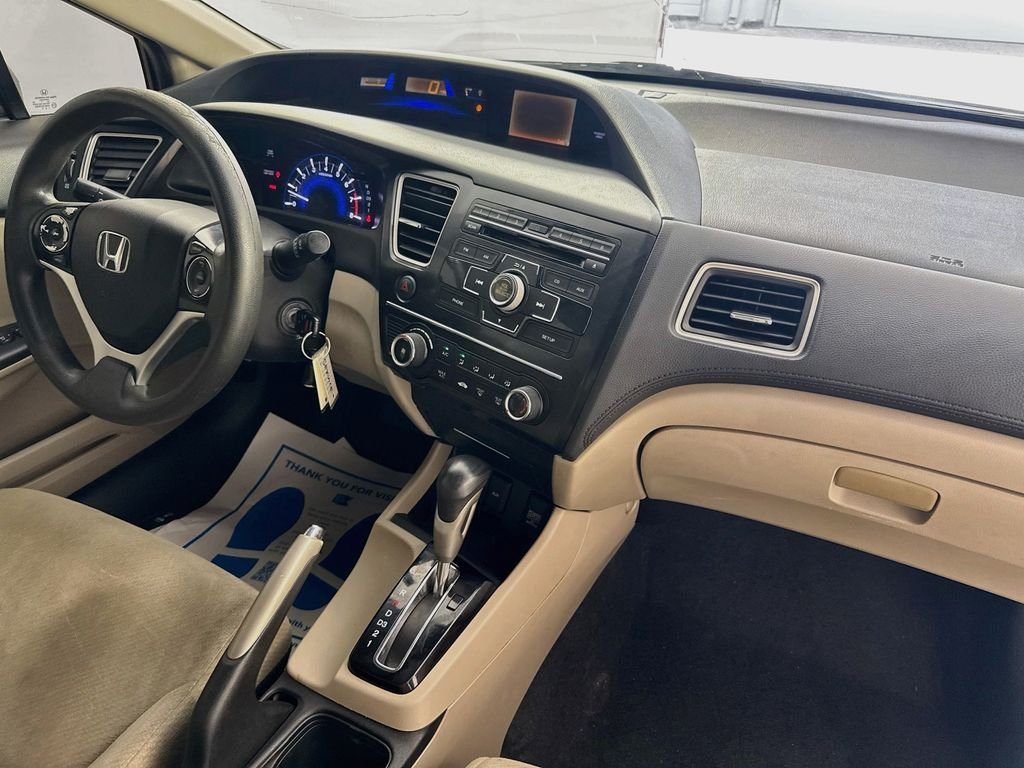 Used 2013 Crimson Pearl Honda LX image 30
