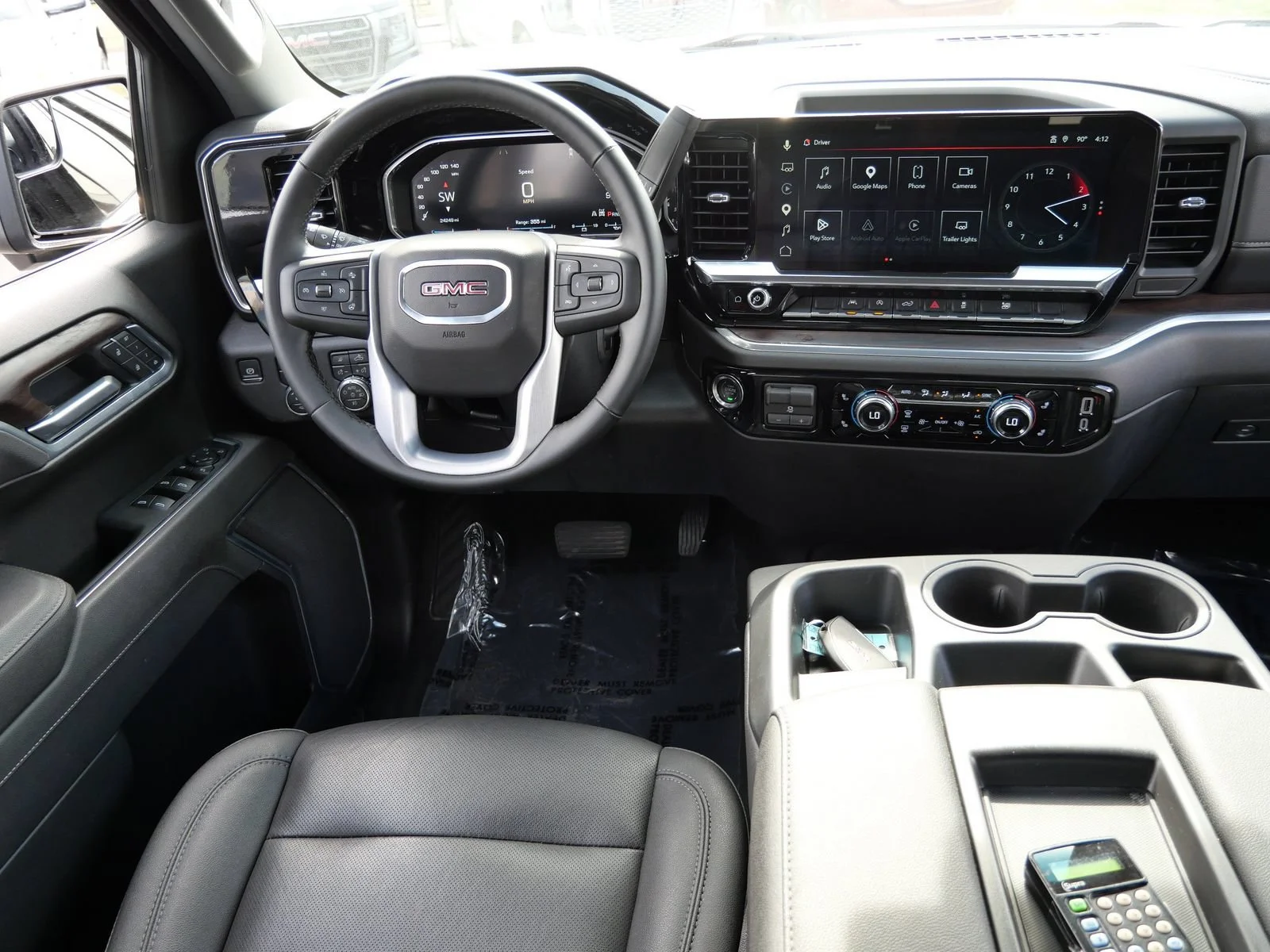 Certified Used 2026 Onyx Black GMC SLT image 13