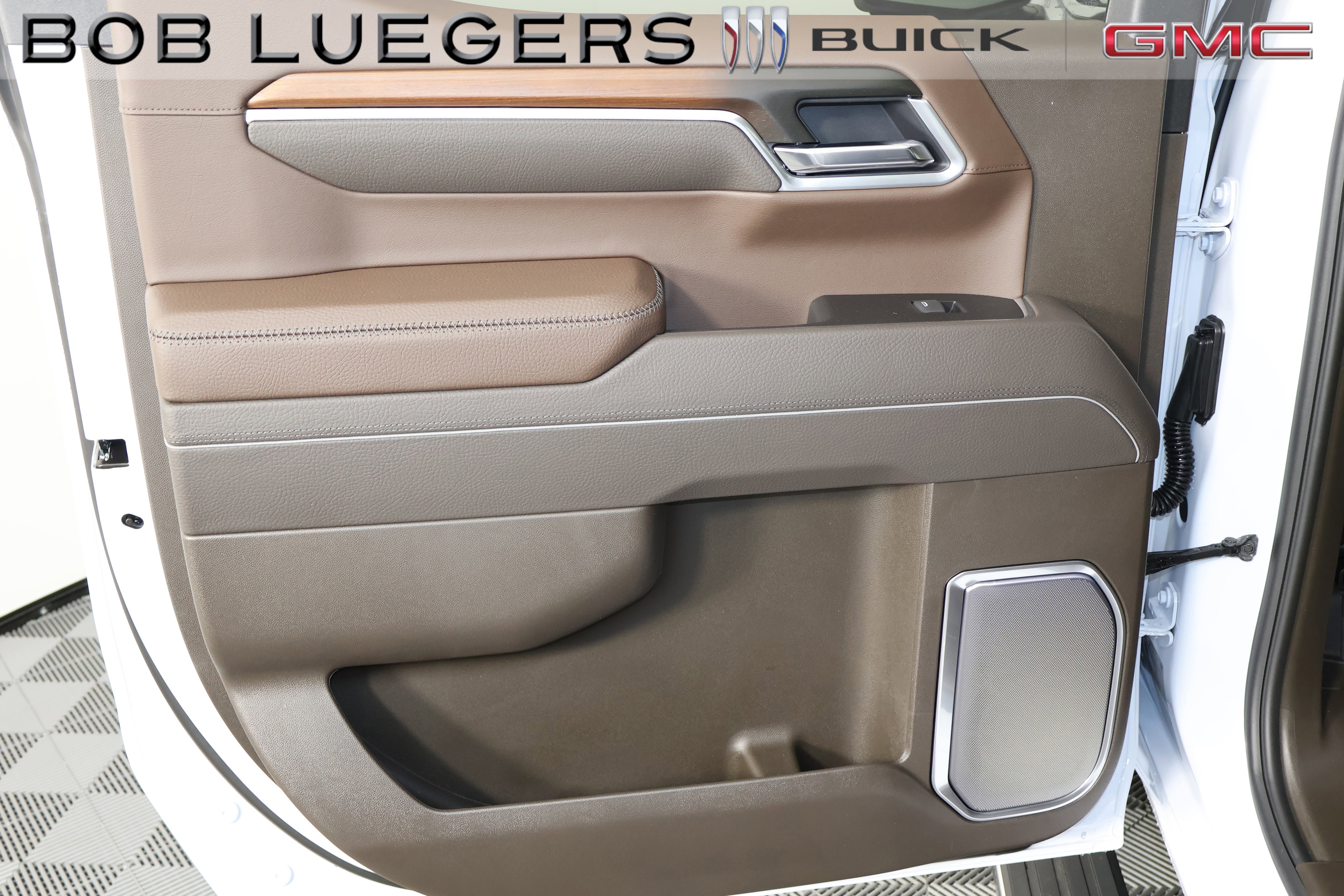 New 2026 Glacier White Tricoat GMC Denali image 13