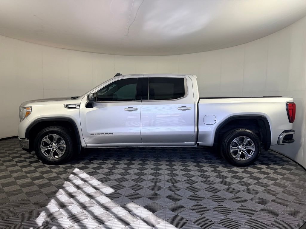 Used 2021 Silver GMC SLE image 10