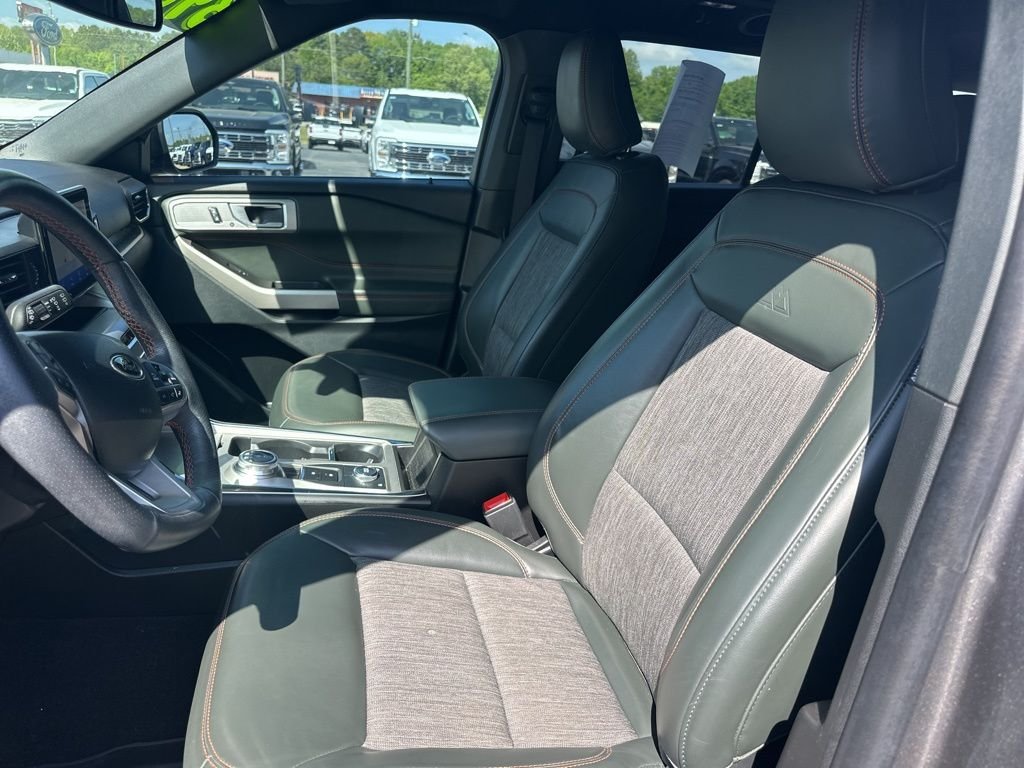 Used 2023 Gray Ford Timberline image 13