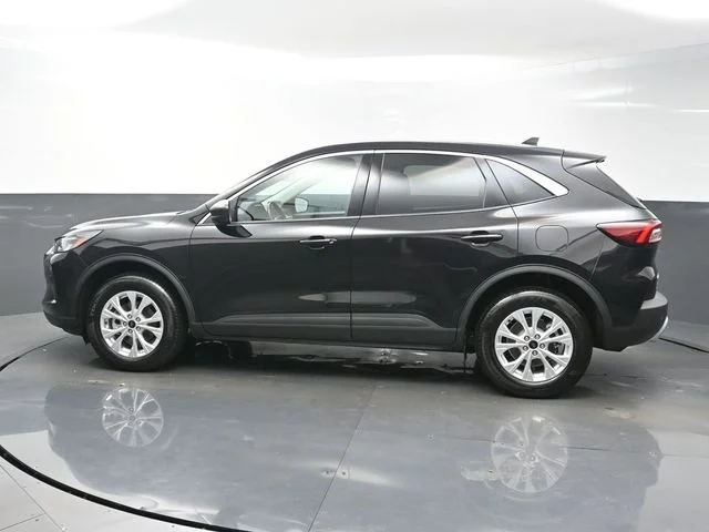 Used 2024 Black Ford Active image 4