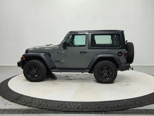 Used 2023 Gray Jeep Sport image 5