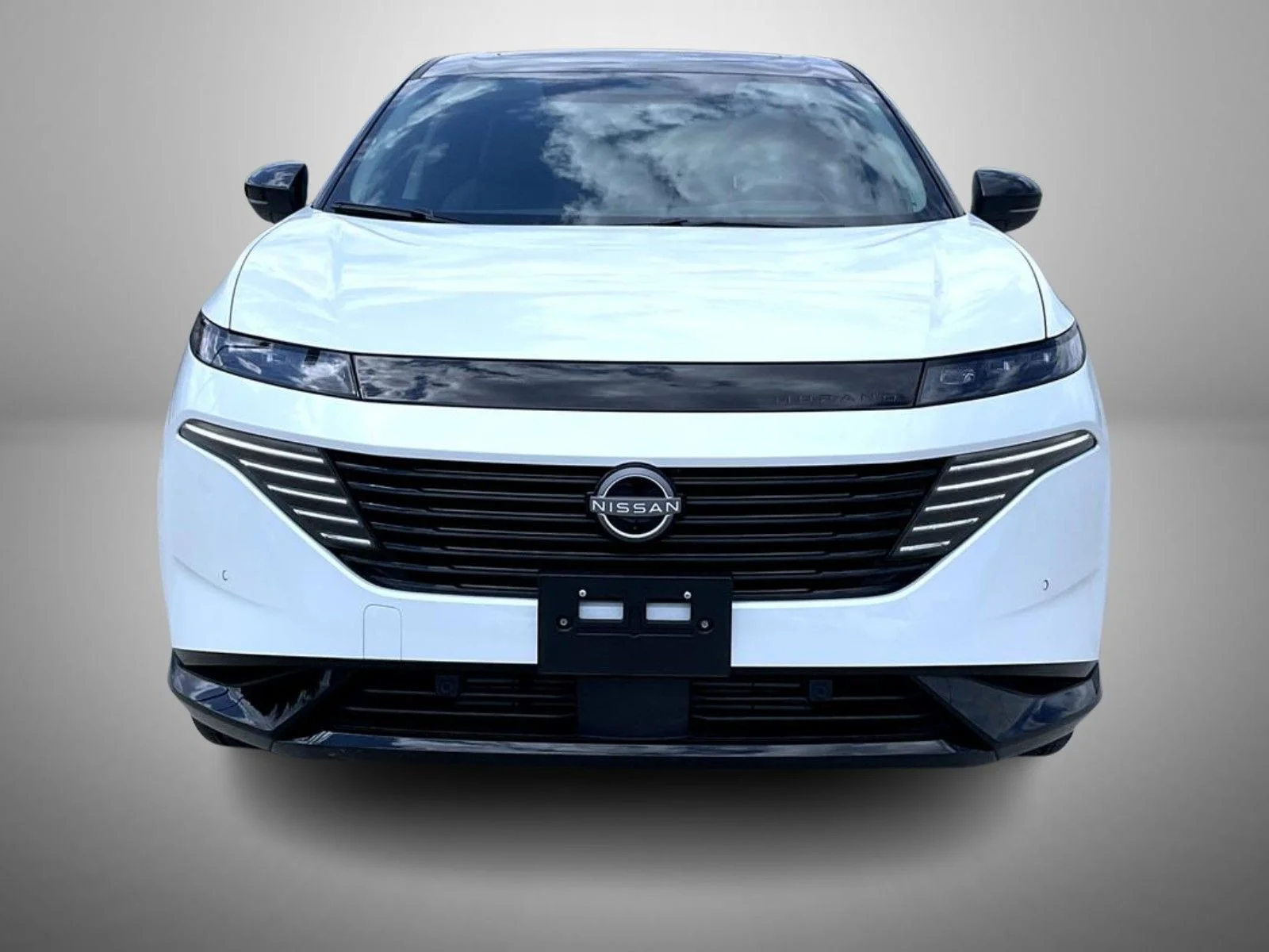 Certified Used 2025 White Nissan Platinum image 2