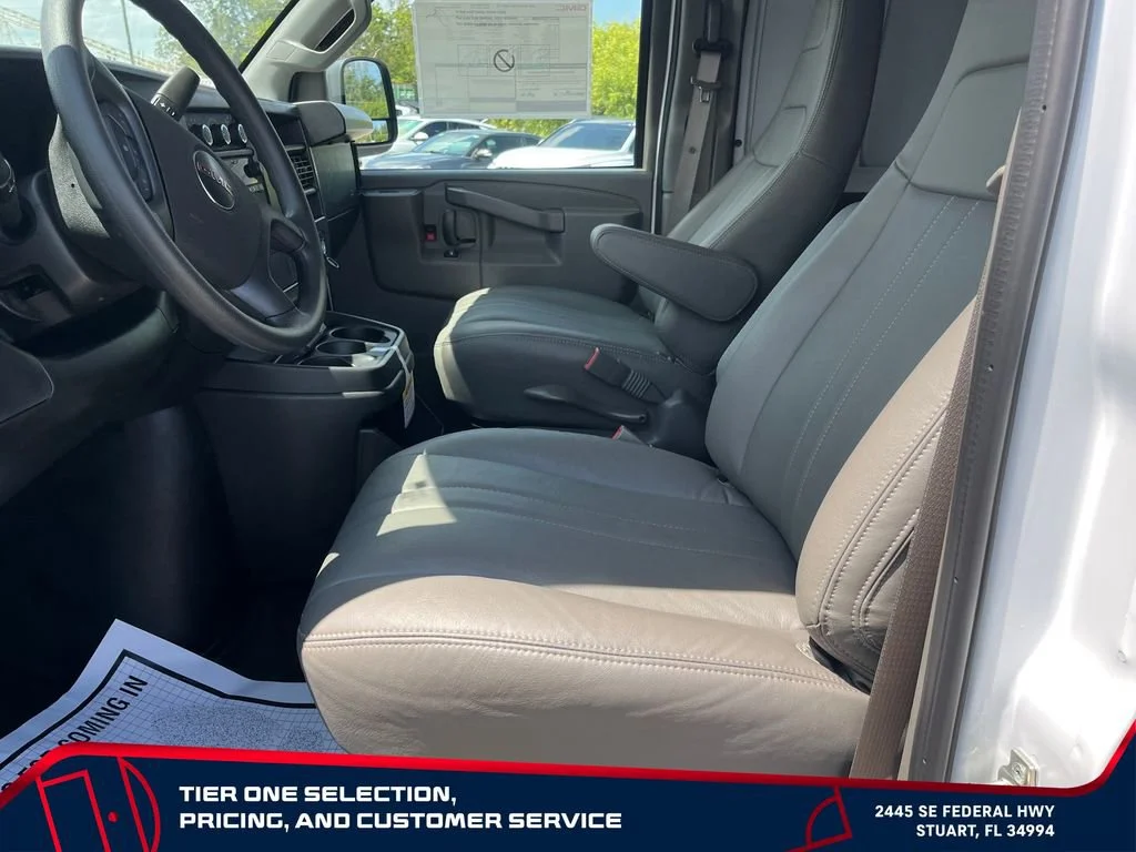 New 2026 Summit White GMC Work Van image 9