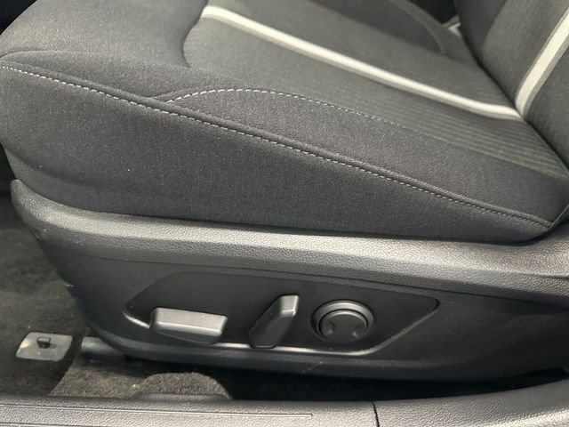 Used 2025 Blue Hyundai SEL image 19