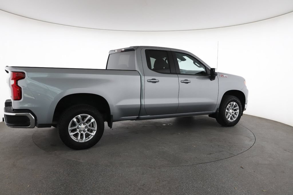 2023 Chevrolet Silverado 1500 LT - Photo 13