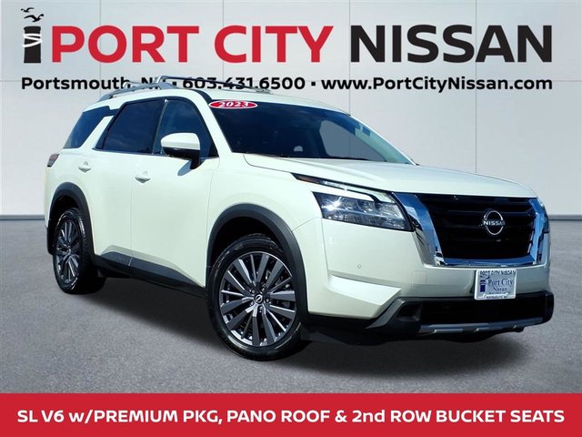 2023 Nissan Pathfinder SL v6 premium