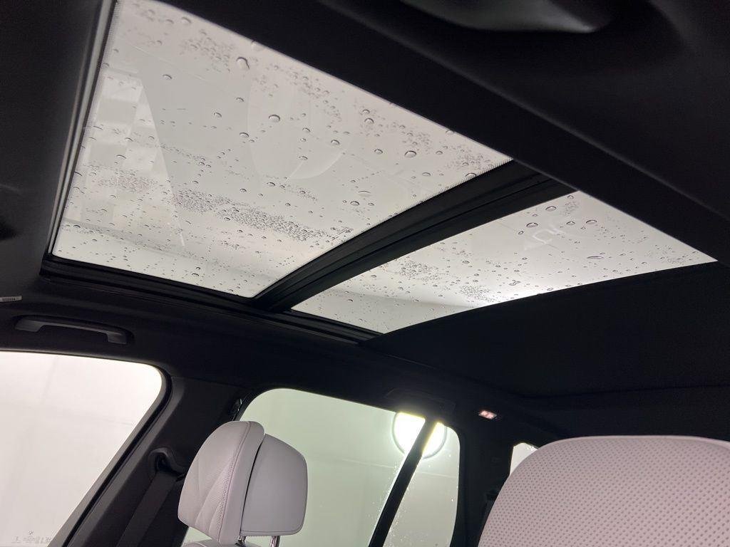 New 2026 Skyscraper Grey Metallic BMW xDrive40i image 9