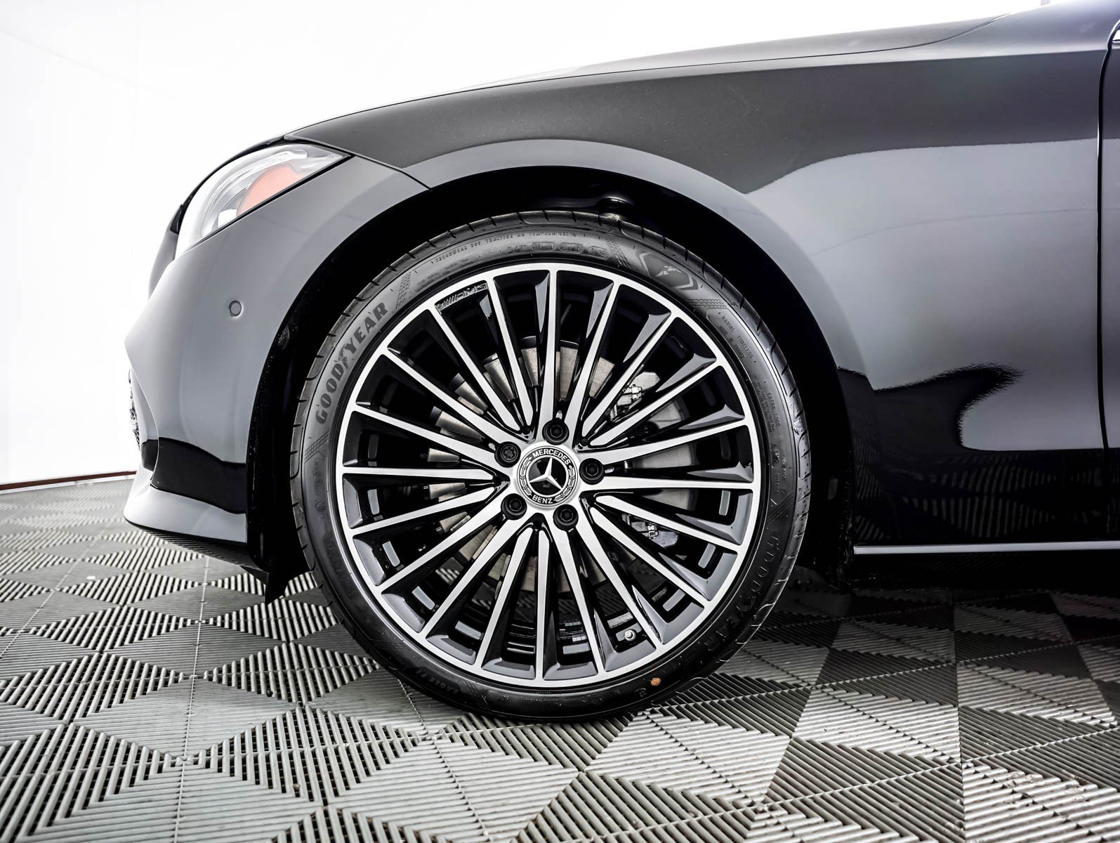 New 2026 Black Mercedes-Benz C 300 image 4