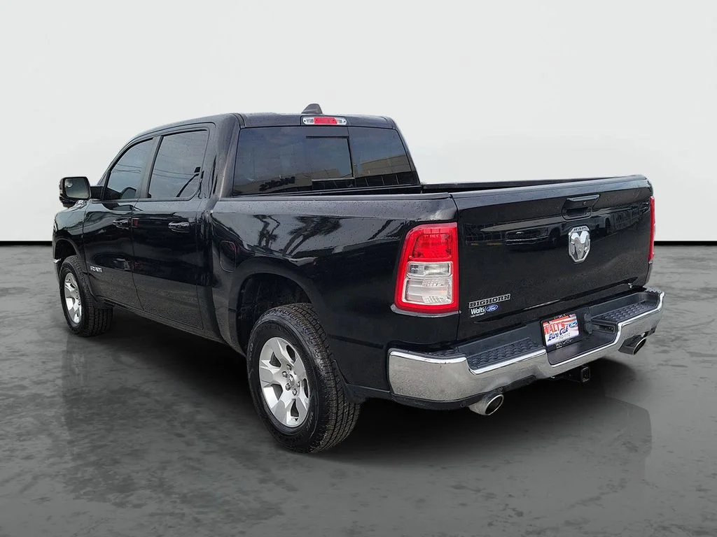Used 2022 Diamond Black Ram Big Horn/Lone Star image 3